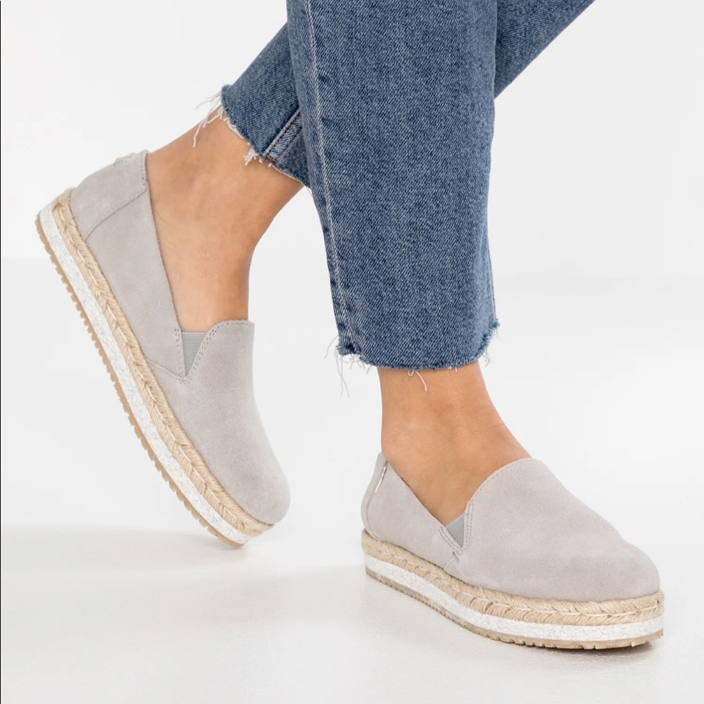 Toms Palma Grey Suede size 9